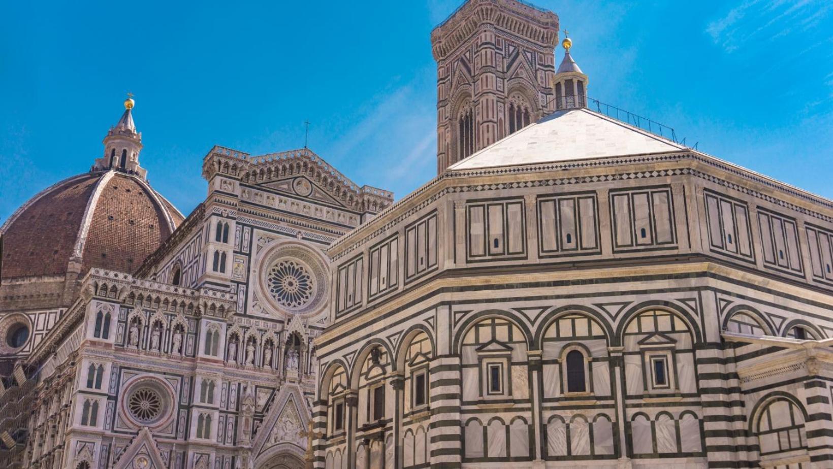 Apartment Vista Duomo, L'esperienza Di Dormire Nella Storia